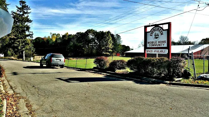 Evergreen Mobile Home Community Picture 5