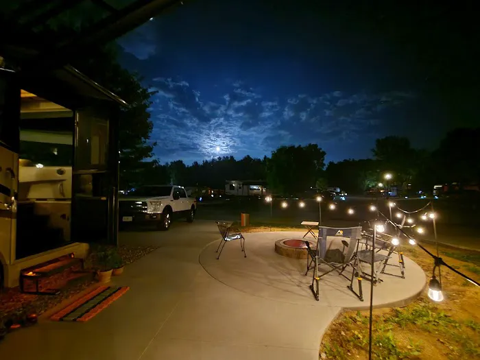 Camp Boomerang RV Park Picture 5