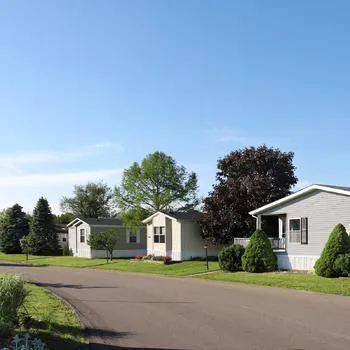 Three Mile Lake Mobile Home Park Picture 9