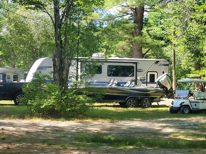 Four Seasons Family Camping Area Picture 1