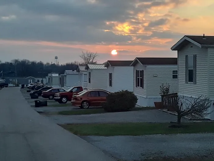 Crestview Mobile Home Park Picture 4