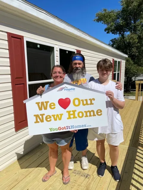 Deer Trace Pointe Mobile Home Park Picture 6