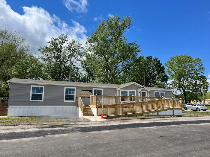 White Pine Pointe Mobile Home Park Picture 7