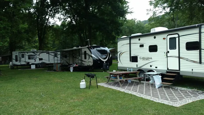 Kibbe's Island Park Campground Picture 4