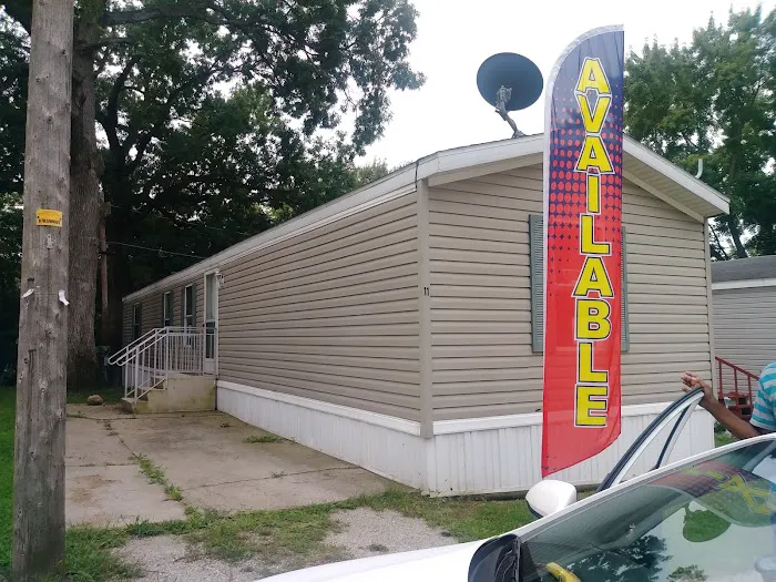 Crescent Hills Mobile Home Park Picture 1
