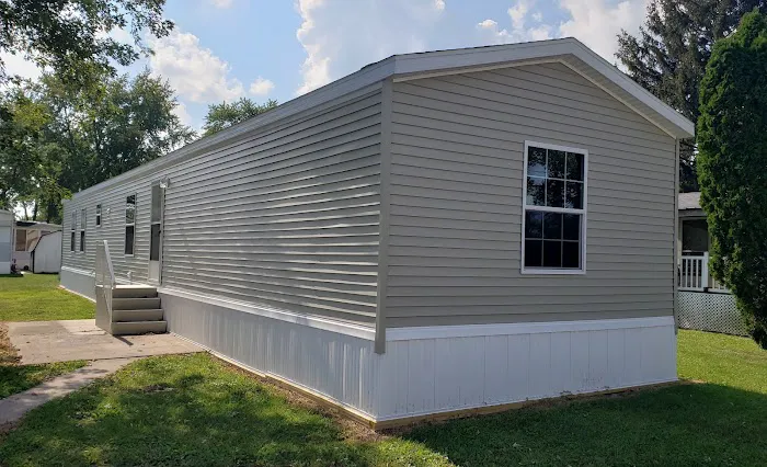 The Stewart Manor Mobile Home Park Picture 2
