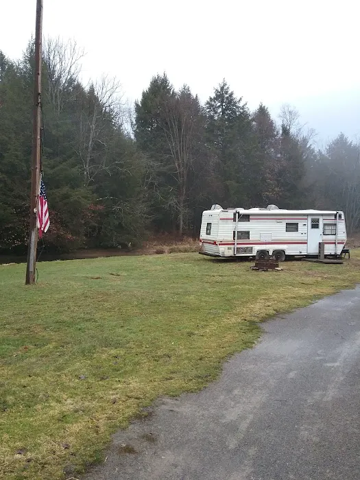 Paps Campground Picture 3