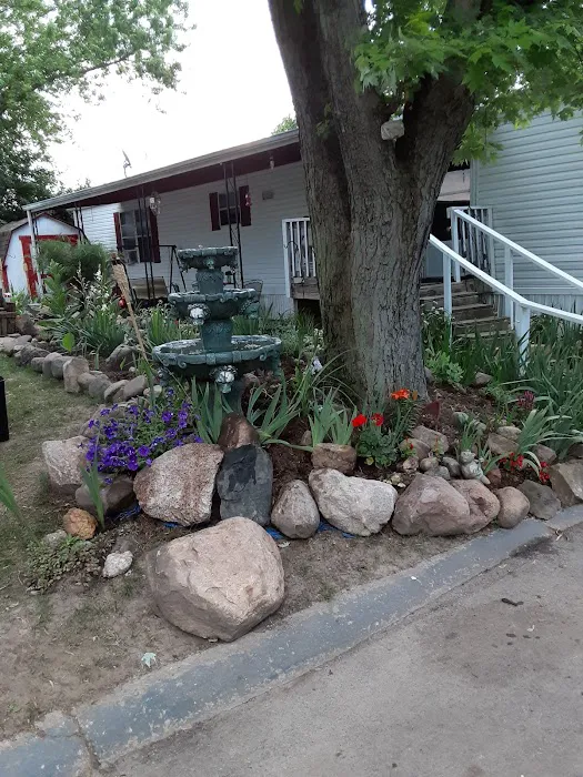 Windhorst Mobile Home Park Picture 3