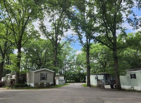 Maplewood Village MHC