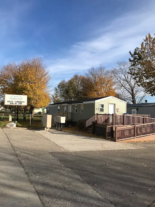 Colonial Court Mobile Home Park & Colonial Home Sales Picture 5