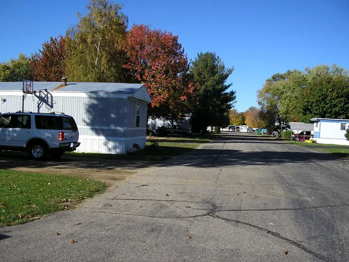 Edwardsburg Estates Manufactured Home Community Picture 1