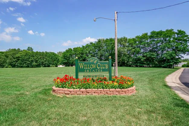 Lake Shore Estates, LLC Picture 7