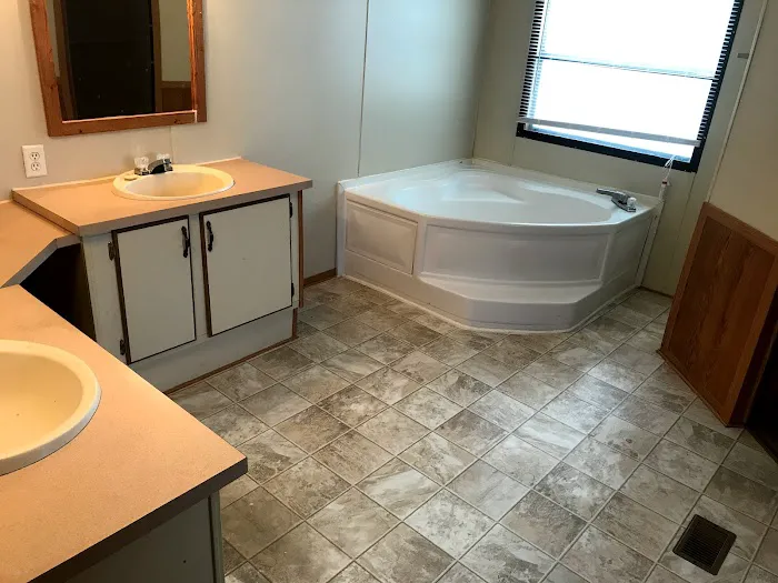 Tyrone Woods Manufactured Home Community Picture 8