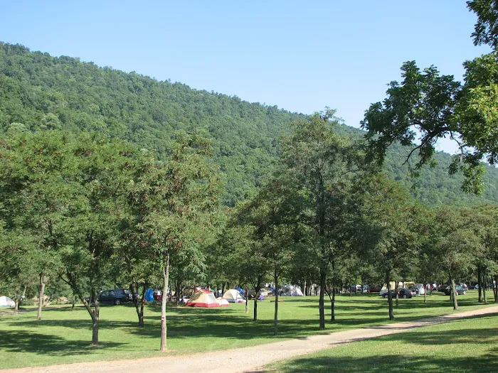 Wapocoma Campground Picture 6