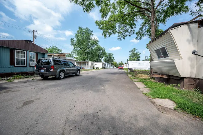 Robbins Mobile Village Picture 2