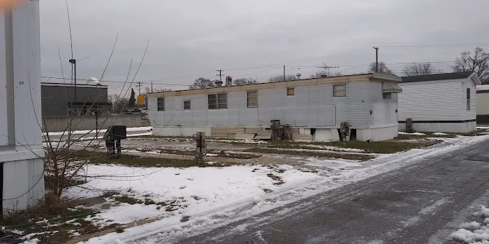 Longs Mobile Home Court Picture 4