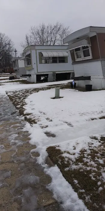 Longs Mobile Home Court Picture 9