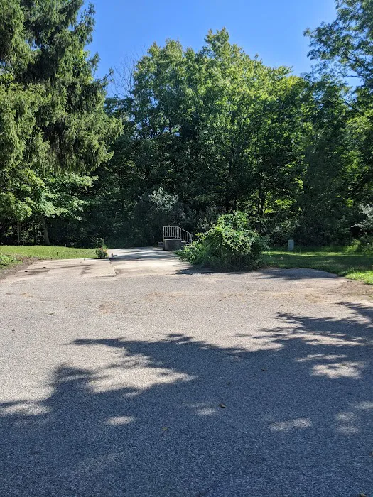 LA Ema Land Mobile Home Park Picture 6