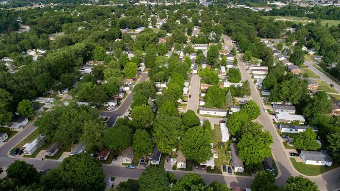 Pinebrook Village Picture 9