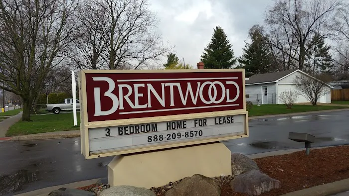 Brentwood Village Picture 5