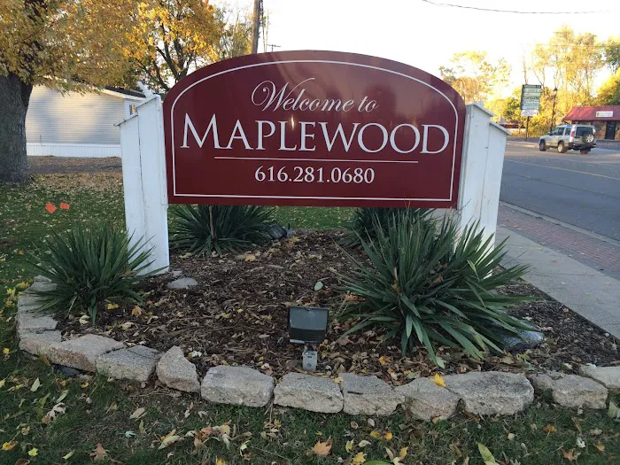 Maplewood Mobile Home Park Picture 3