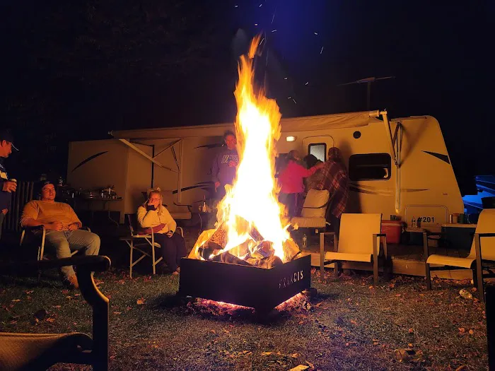Buttercup Woodlands Campground Picture 2