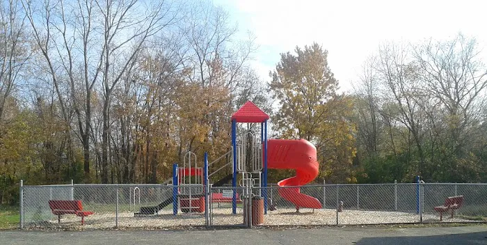 Holiday Estates Manufactured Home Community Picture 5