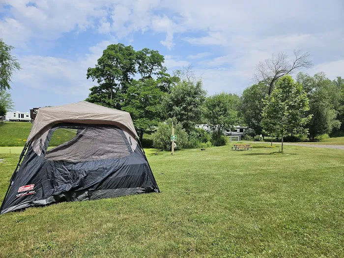 Daisy Barn Campground Picture 9