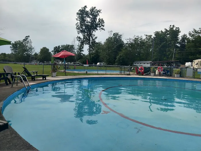 Niagara Woodland Family Campground Picture 7