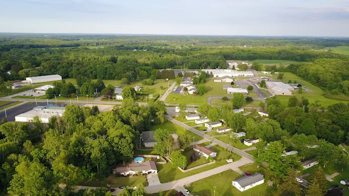 Lawrence Mobile Home Park Picture 2