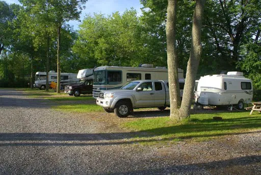 Niagara Falls Campground & Lodging Picture 7