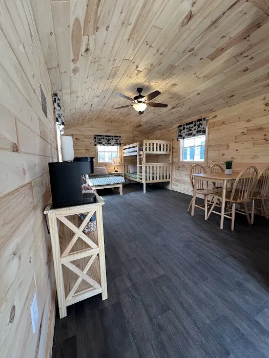 Wonder Woods RV Park and Cabins Picture 10