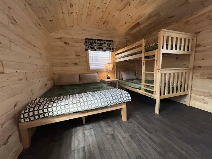 Wonder Woods RV Park and Cabins Picture 7