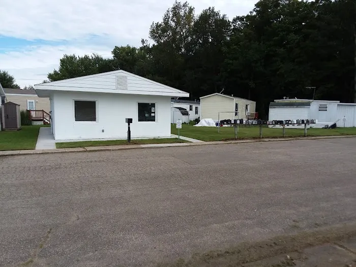 Swan Lake Mobile Estates Picture 4
