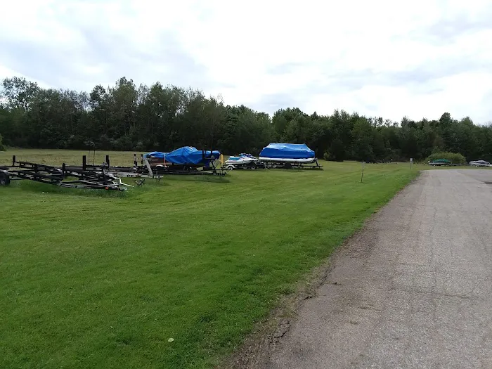 Swan Lake Mobile Estates Picture 3