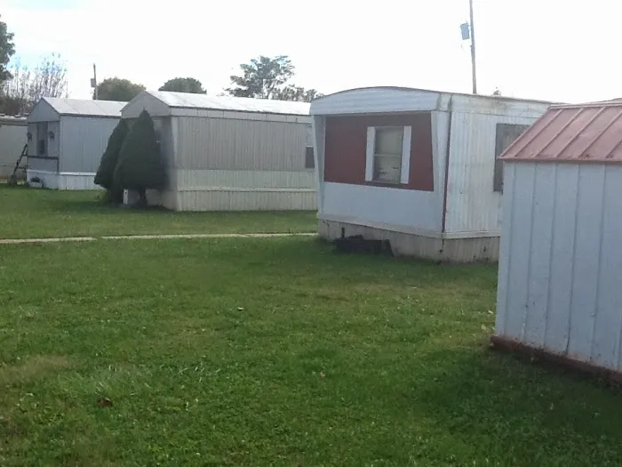 Rising Sun Estates Mobile Home Park Picture 2