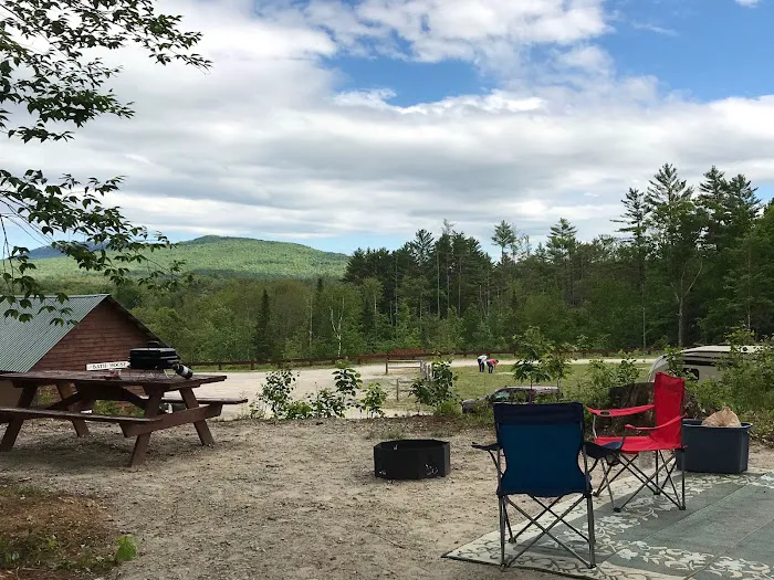 Lone Mountain Riverfront Campground Picture 2
