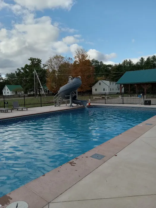 Lone Mountain Riverfront Campground Picture 4