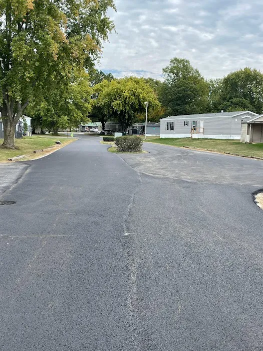 Fairway Estates Mobile Home Park Picture 2