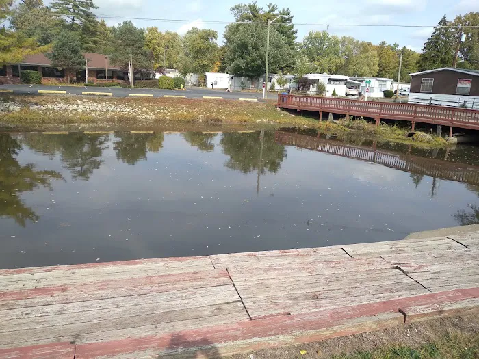 Longacre Mobile Home Park Picture 4