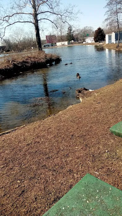 Longacre Mobile Home Park Picture 3