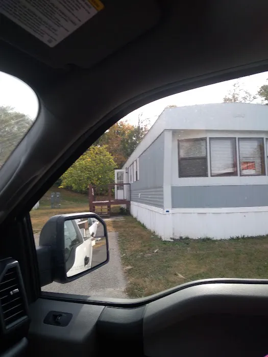 Longacre Mobile Home Park Picture 2