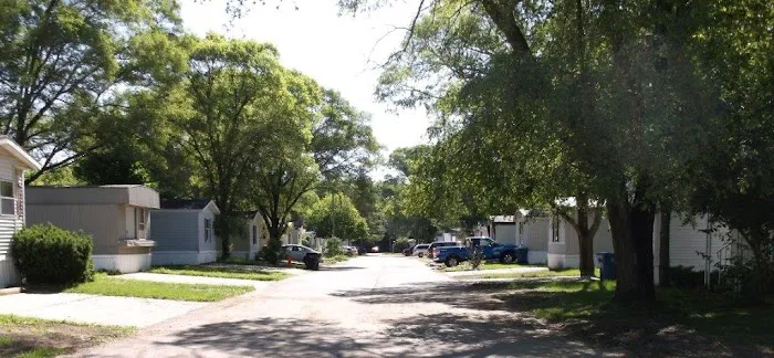 Hills Haven Manufactured Home Community Picture 2