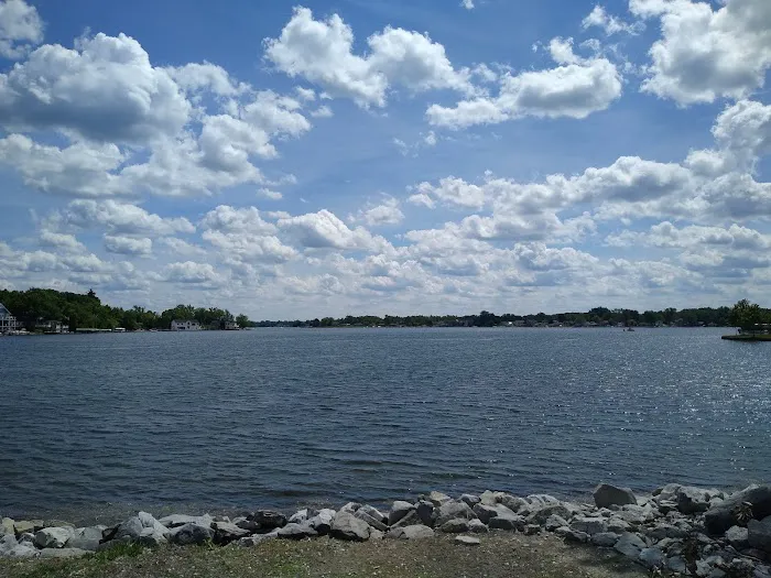 Lake Fenton Estates Picture 9
