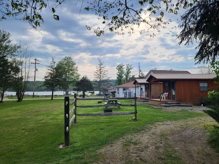 Higby's Campground Office Picture 4