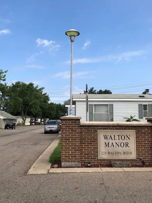 Walton Manor Mobile Home Community Picture 5