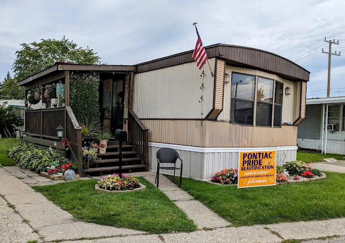 Walton Manor Mobile Home Community Picture 2