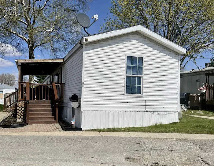 Walton Manor Mobile Home Community Picture 8