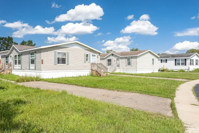 Walton Ridge Mobile Home Community Picture 6