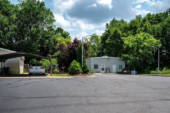 Walton Ridge Mobile Home Community Picture 3